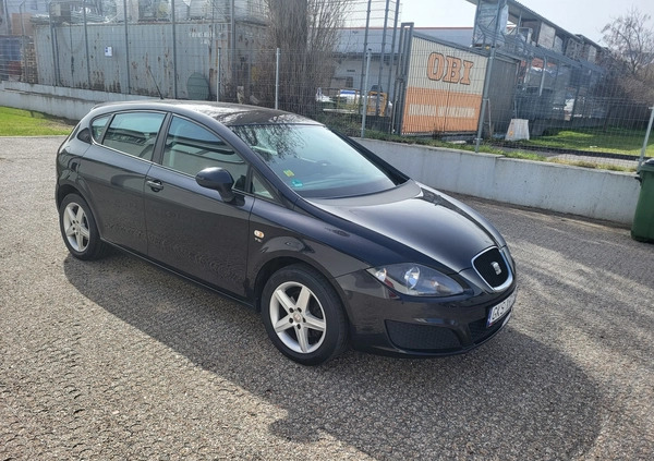 Seat Leon cena 18990 przebieg: 206500, rok produkcji 2011 z Gdańsk małe 137